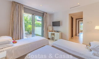 Mediterrane villa te koop op loopafstand van het strand op de New Golden Mile tussen Marbella en Estepona 57920 
