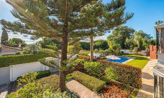 Mediterrane villa te koop op loopafstand van het strand op de New Golden Mile tussen Marbella en Estepona 57930 