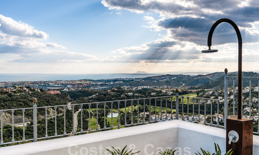 Penthouse te koop met panoramisch zeezicht in de heuvels van Marbella - Benahavis 58012
