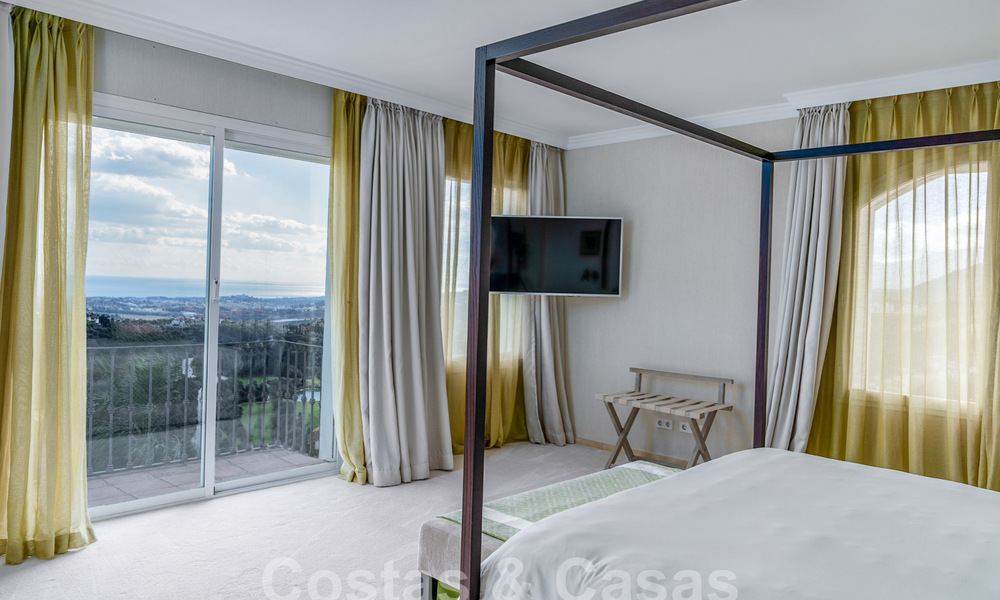 Penthouse te koop met panoramisch zeezicht in de heuvels van Marbella - Benahavis 58035