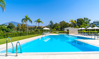 Modern design penthouse met ruime terrassen te koop op de New Golden Mile tussen Marbella en Estepona 58784 