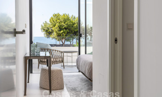 Modernistische luxevilla te koop op een steenworp van het strand en alle voorzieningen met zeezicht in San Pedro, Marbella 58610 