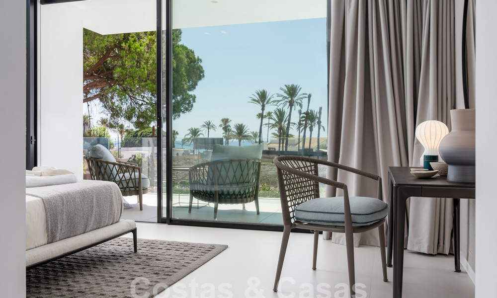 Modernistische luxevilla te koop op een steenworp van het strand en alle voorzieningen met zeezicht in San Pedro, Marbella 58631