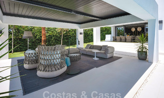 Modernistische luxevilla te koop op een steenworp van het strand en alle voorzieningen met zeezicht in San Pedro, Marbella 58645 