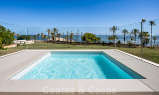 Modernistische luxevilla te koop op een steenworp van het strand en alle voorzieningen met zeezicht in San Pedro, Marbella 58653 