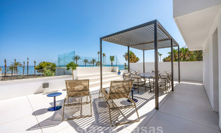 Modernistische luxevilla te koop op een steenworp van het strand en alle voorzieningen met zeezicht in San Pedro, Marbella 58671 