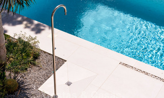 Modernistische luxevilla te koop op een steenworp van het strand en alle voorzieningen met zeezicht in San Pedro, Marbella 58685 