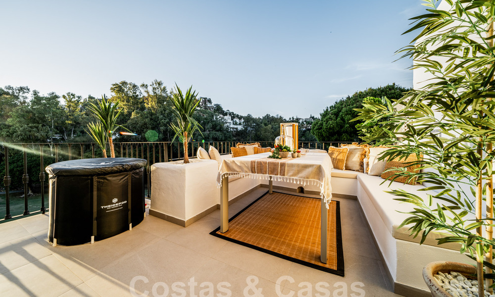 Prestigieus penthouse te koop met uitzicht op de golfbanen in La Quinta, Benahavis - Marbella 58821