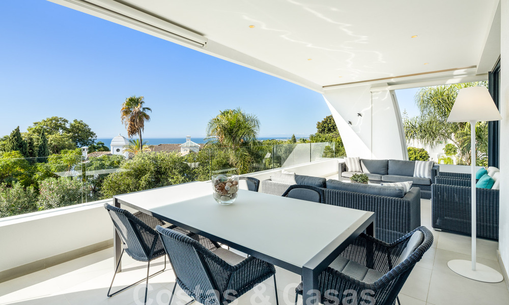 Ruim modern penthouse te koop met prachtig zeezicht in het exclusieve Sierra Blanca, Golden Mile, Marbella 58734