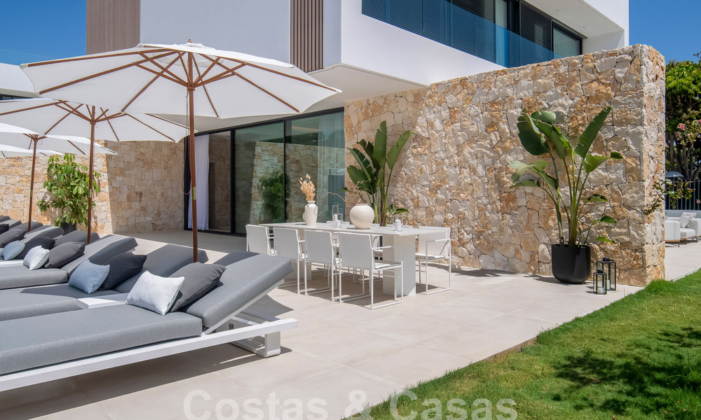 Instapklare, eigentijdse luxevilla te koop op loopafstand van Puerto Banus en het strand van San Pedro, Marbella 59026