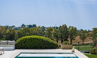 Andalusische luxevilla met een tijdloze charme te koop op eerstelijns golf in Benahavis - Marbella 58832 