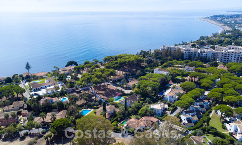 Traditionele gelijkvloerse villa te koop, beachside op de New Golden Mile, Marbella - Estepona 58878