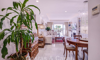 Penthouse te koop met ruim dakterras en 360° uitzicht, op een steenworp van het strand en het centrum van Puerto Banus, Marbella. Verlaagd in prijs om te verkopen! 59047 