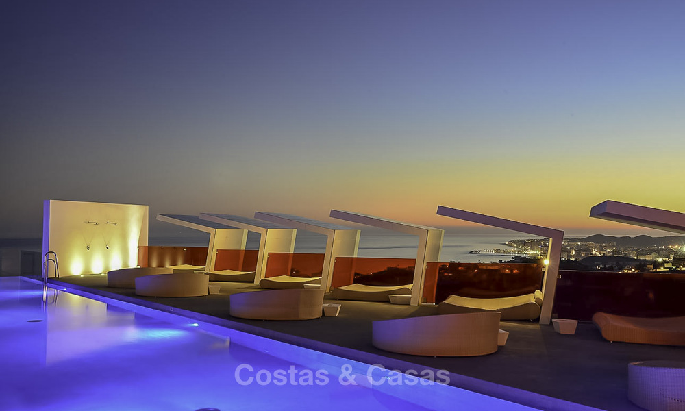 Nieuw op de markt! Architectonische luxe nieuwbouwvilla’s te koop in een luxeresort in Fuengirola, Costa del Sol 59160