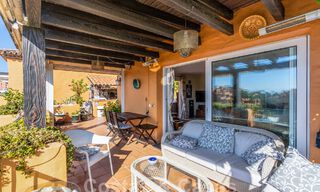 Ruim penthouse te koop in een gated strandcomplex met magnifiek zeezicht in La Duquesa, Costa del Sol 59333 