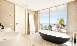 Avant-garde penthouse te koop met 180° panoramisch uitzicht, in de heuvels van Marbella 59420 