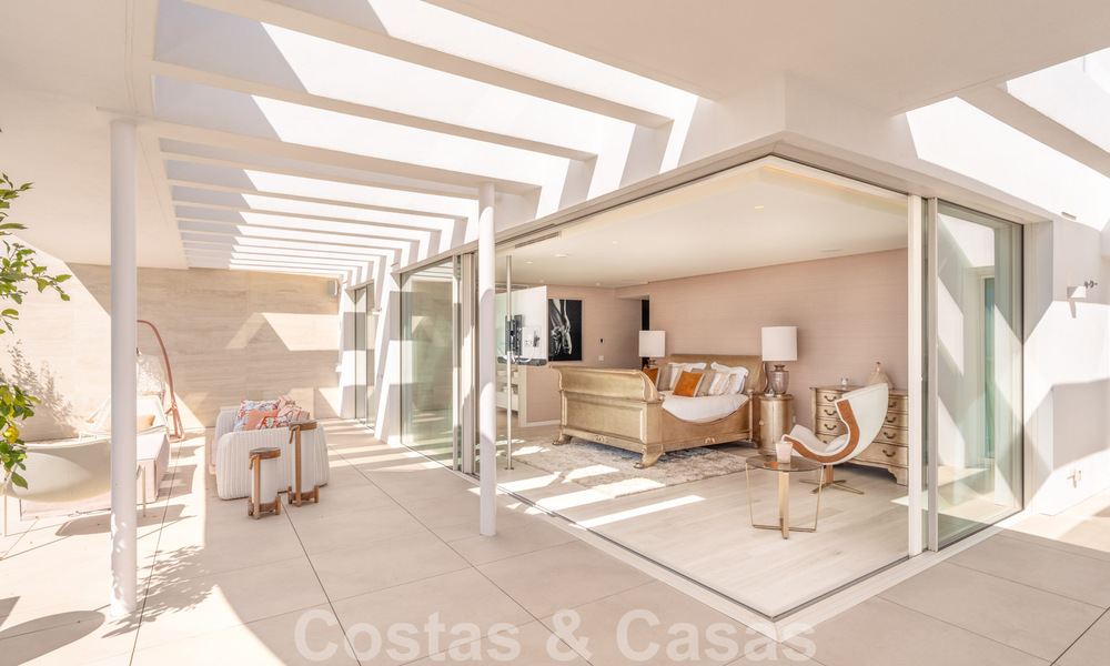 Avant-garde penthouse te koop met 180° panoramisch uitzicht, in de heuvels van Marbella 59429