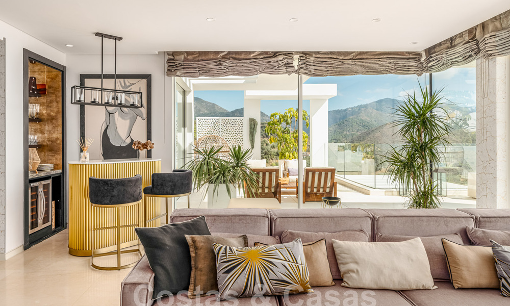 Contemporain luxe penthouse met magisch zeezicht te koop op korte rijafstand van Marbella centrum 59444