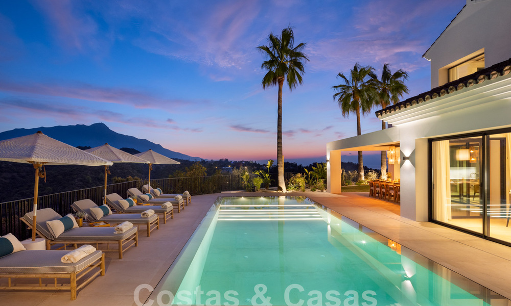 Moderne Andalusische luxevilla met onbelemmerd zeezicht te koop in een beveiligde wijk in La Quinta, Marbella - Benahavis 59530