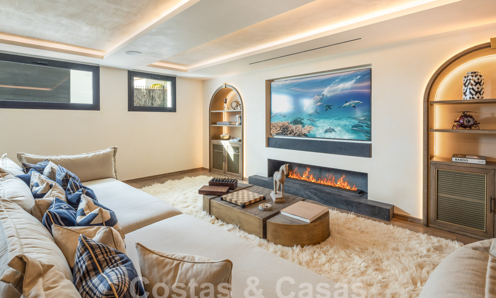 Moderne Andalusische luxevilla met onbelemmerd zeezicht te koop in een beveiligde wijk in La Quinta, Marbella - Benahavis 59553