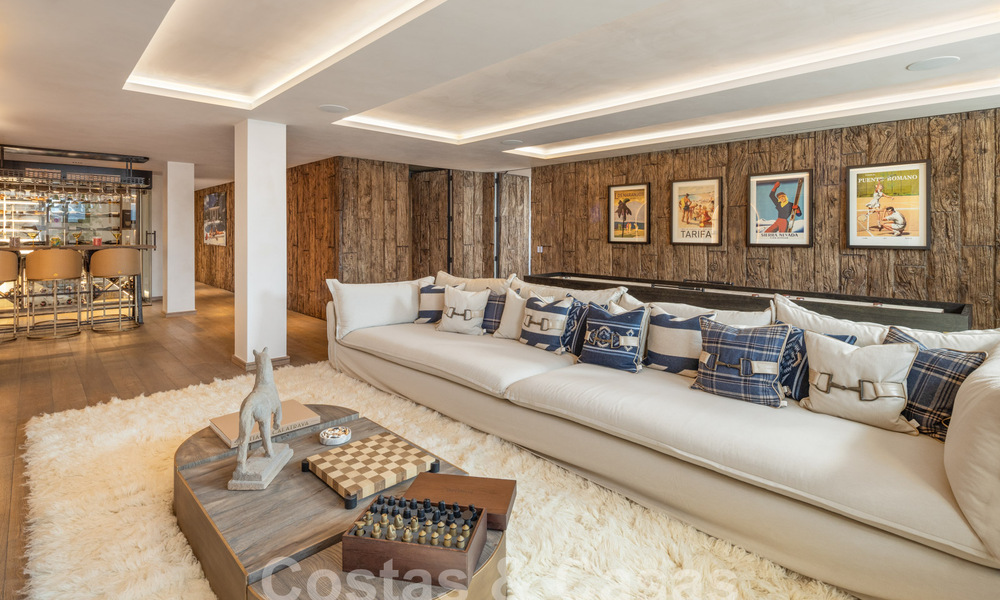 Moderne Andalusische luxevilla met onbelemmerd zeezicht te koop in een beveiligde wijk in La Quinta, Marbella - Benahavis 59554