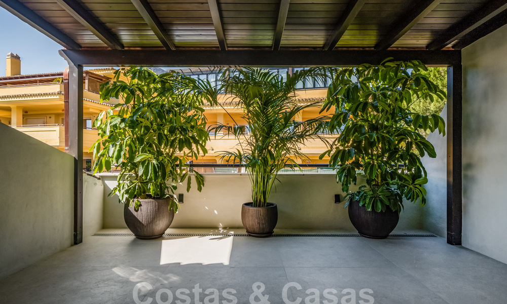 Gesofisticeerd penthouse te koop in een hoogstaand Sierra Blanca complex op de Golden Mile van Marbella 59461