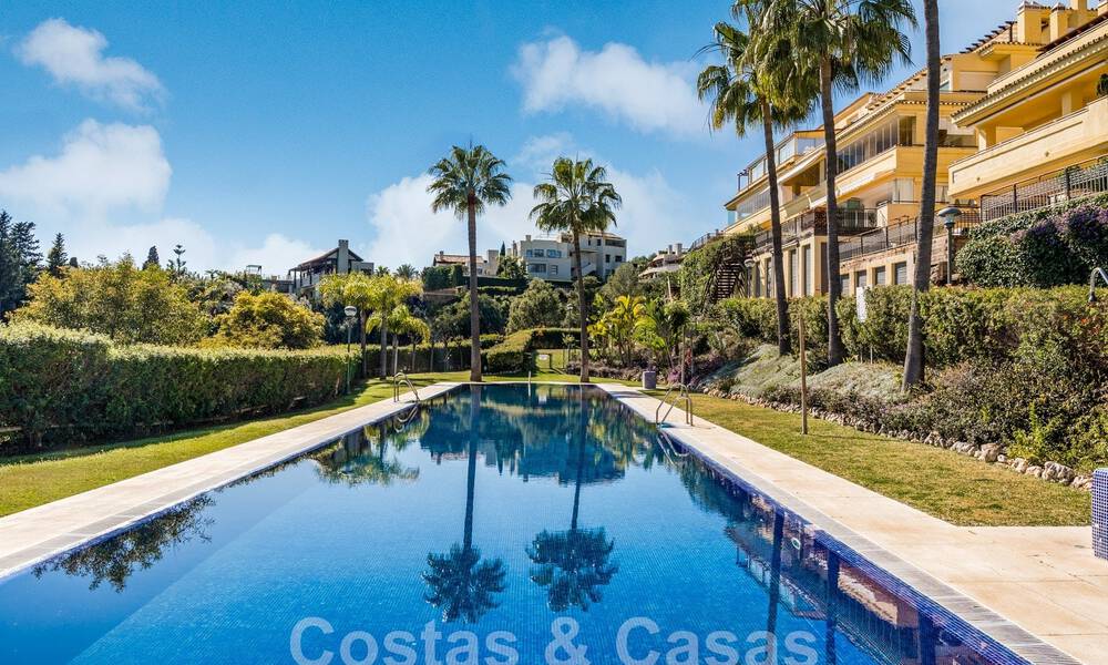 Gesofisticeerd penthouse te koop in een hoogstaand Sierra Blanca complex op de Golden Mile van Marbella 59473