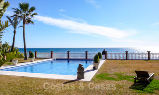 Beachfront Luxe Villa te koop, direct aan zee, Marbella - Estepona 31103 