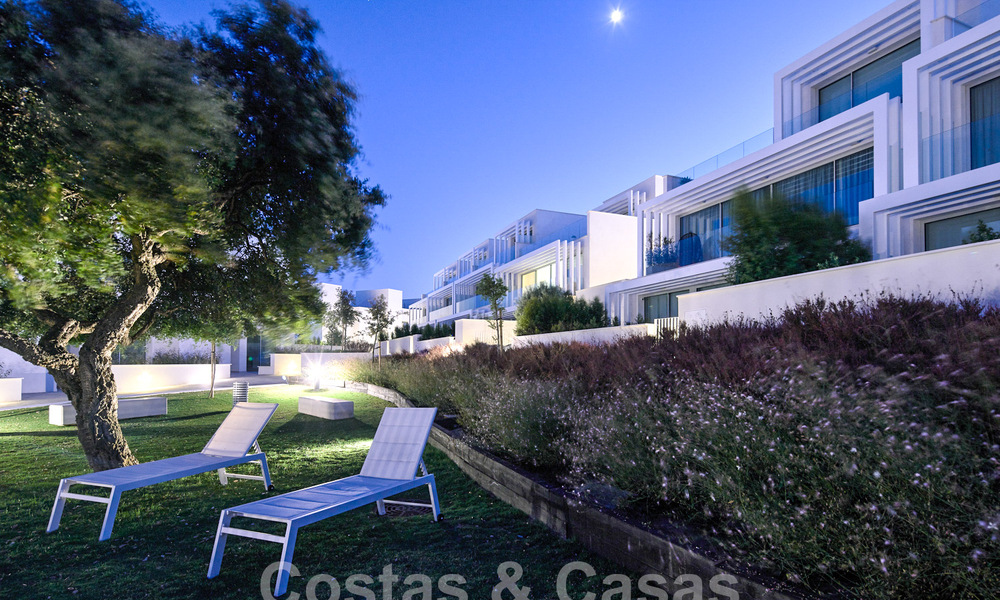 Laatste koophuis! Nieuwe, half vrijstaande huizen te koop, frontlinie golf, Sotogrande - Costa del Sol 59365