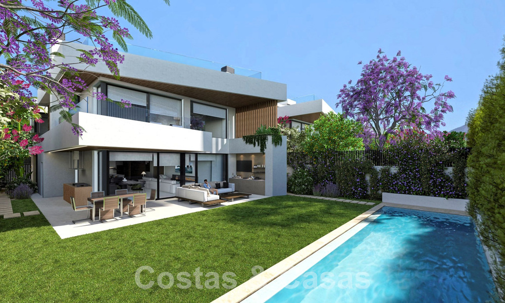 Nieuw project met 5 geavanceerde luxevilla’s te koop op enkele stappen van het strand vlak bij Puerto Banus, Marbella 59380