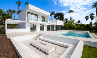 Contemporaine nieuwbouwvilla te koop in een geprefereerde golfurbanisatie op de New Golden Mile, Marbella - Benahavis 59571 