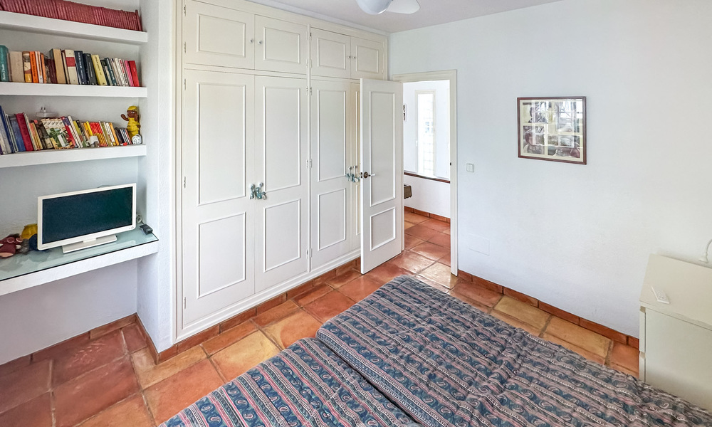 Te renoveren villa met veel potentieel te koop op enkele meters van het strand in een populaire zone van Marbella Oost 59707