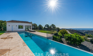 Statige luxevilla in Mediterrane stijl te koop met schitterend panoramisch zeezicht in Marbella - Benahavis 59824 