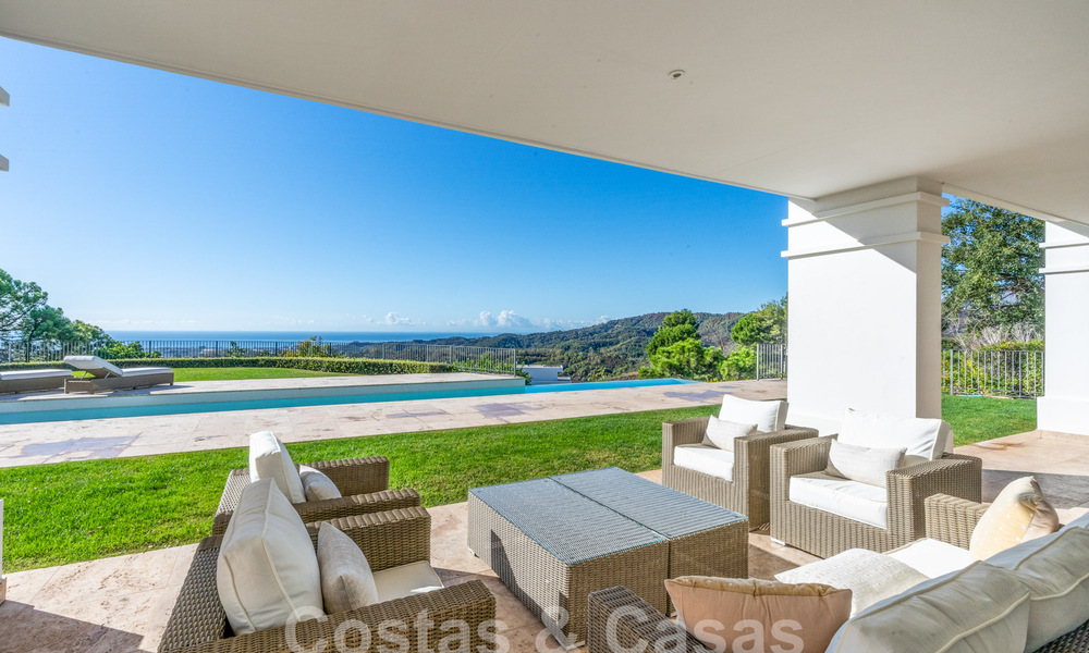 Statige luxevilla in Mediterrane stijl te koop met schitterend panoramisch zeezicht in Marbella - Benahavis 59877