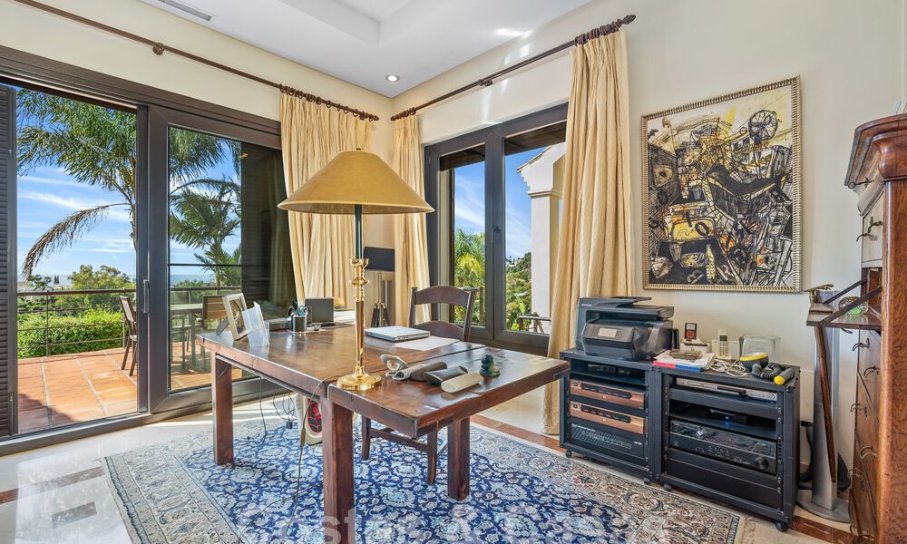 Ruime luxevilla te koop, grenzend aan een eersteklas golfbaan in het La Quinta golfresort, Benahavis - Marbella 59760
