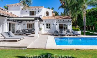 Eigentijdse Andalusische luxevilla te koop in een hoogstaande golfomgeving in Nueva Andalucia, Marbella 59937 