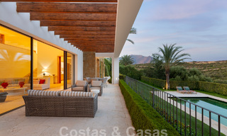 Modernistische luxevilla te koop, eerstelijns golf op een bekroonde golfbaan aan de Costa del Sol 59893 