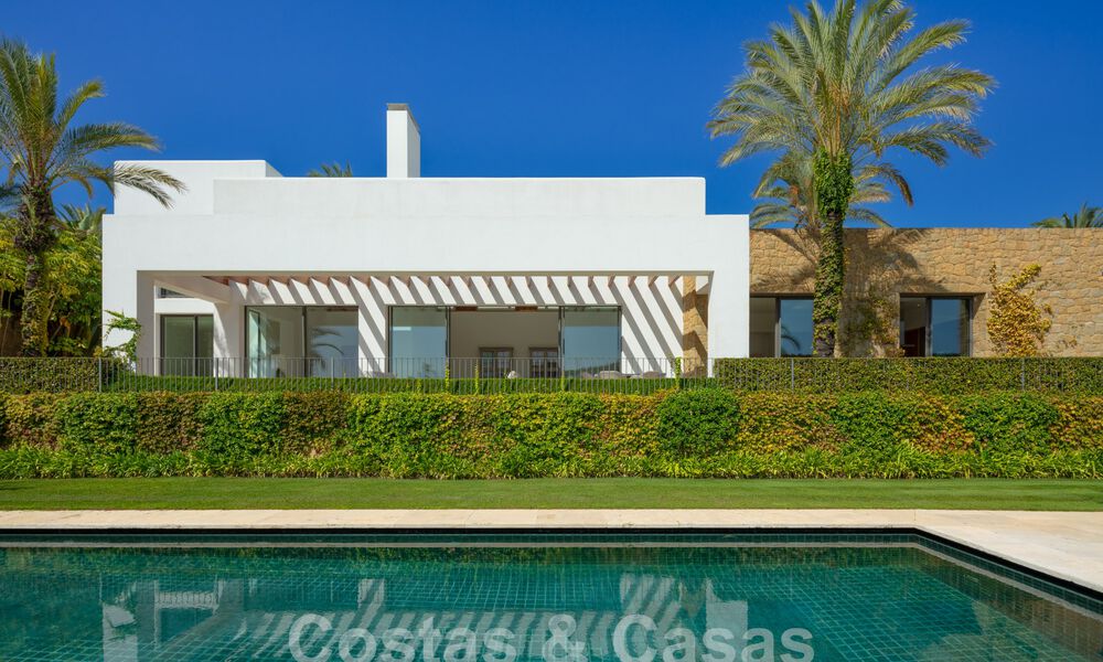 Modernistische luxevilla te koop, eerstelijns golf op een bekroonde golfbaan aan de Costa del Sol 59903