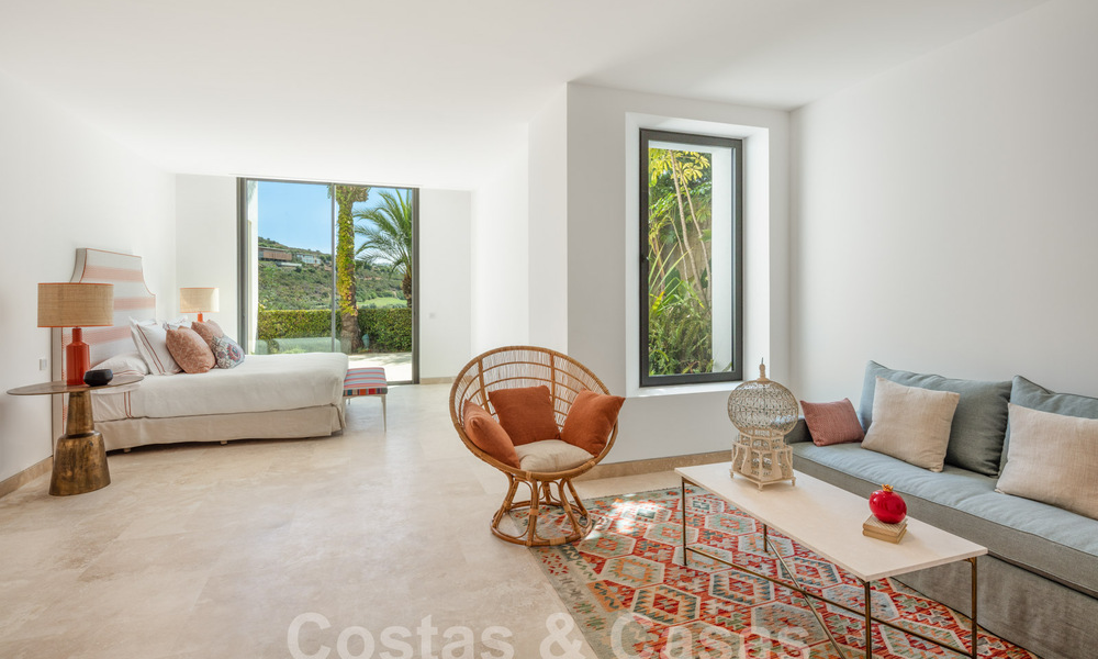 Modernistische luxevilla te koop, eerstelijns golf op een bekroonde golfbaan aan de Costa del Sol 59905