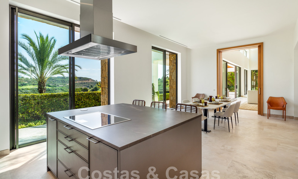 Modernistische luxevilla te koop, eerstelijns golf op een bekroonde golfbaan aan de Costa del Sol 59907