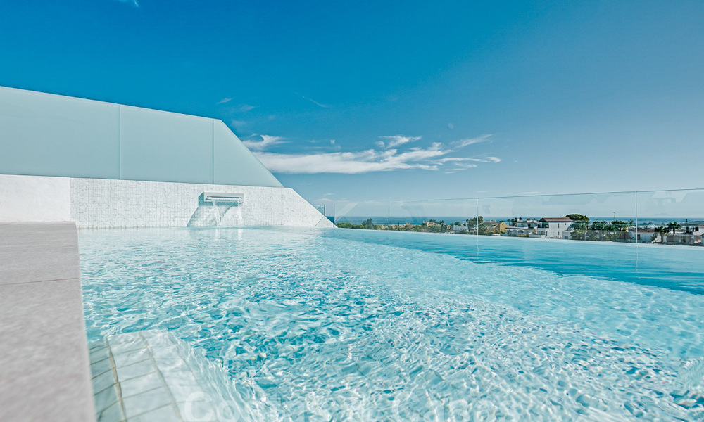 Boetiekvilla te koop met infinity zwembad en panoramisch zeezicht in Nueva Andalucia, Marbella 59727