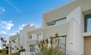 Boetiekvilla te koop met infinity zwembad en panoramisch zeezicht in Nueva Andalucia, Marbella 59740 