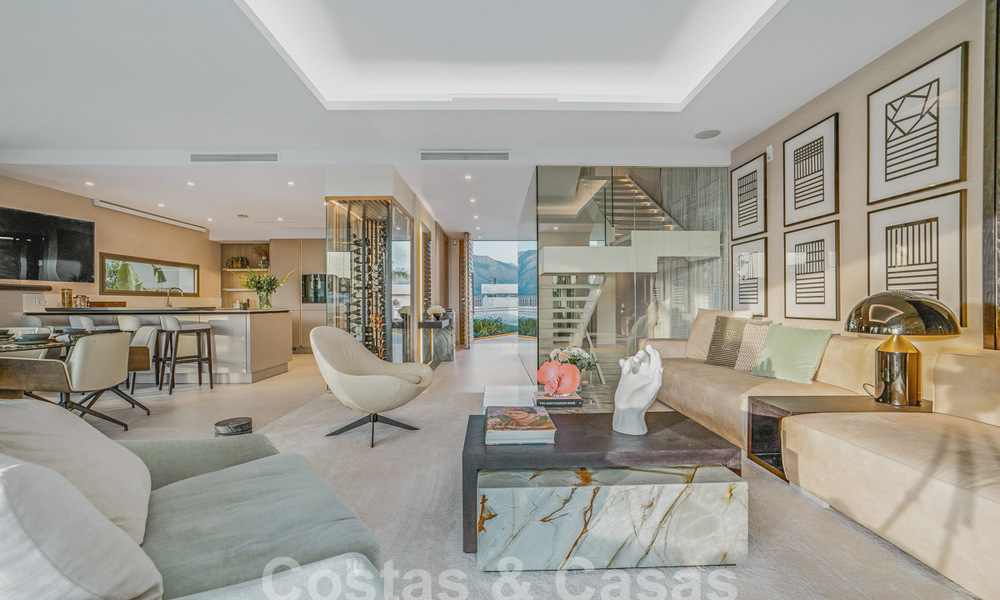 Boetiekvilla te koop met infinity zwembad en panoramisch zeezicht in Nueva Andalucia, Marbella 59741