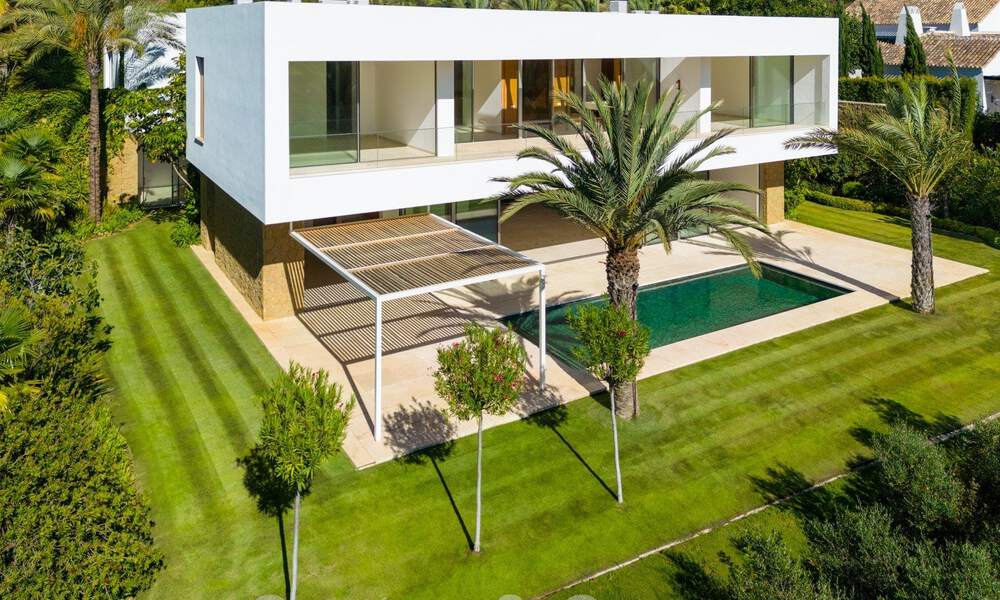 Instapklare, ultra-luxueuze designervilla te koop in een superieur golfresort aan de Costa del Sol 60168