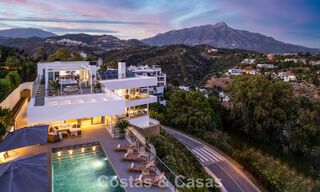 Gesofisticeerde luxevilla te koop in een exclusief golfresort met panoramisch uitzicht in La Quinta, Marbella - Benahavis 60411 