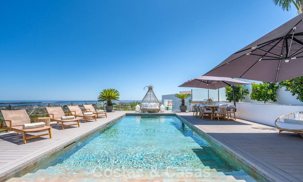 Gesofisticeerde luxevilla te koop in een exclusief golfresort met panoramisch uitzicht in La Quinta, Marbella - Benahavis 60417