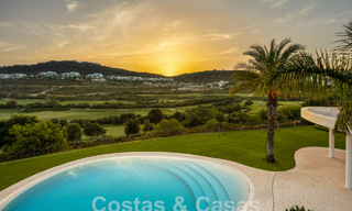Extravagante designervilla te koop, eerstelijnsgolf in een 5* golfresort aan de Costa del Sol 60192 