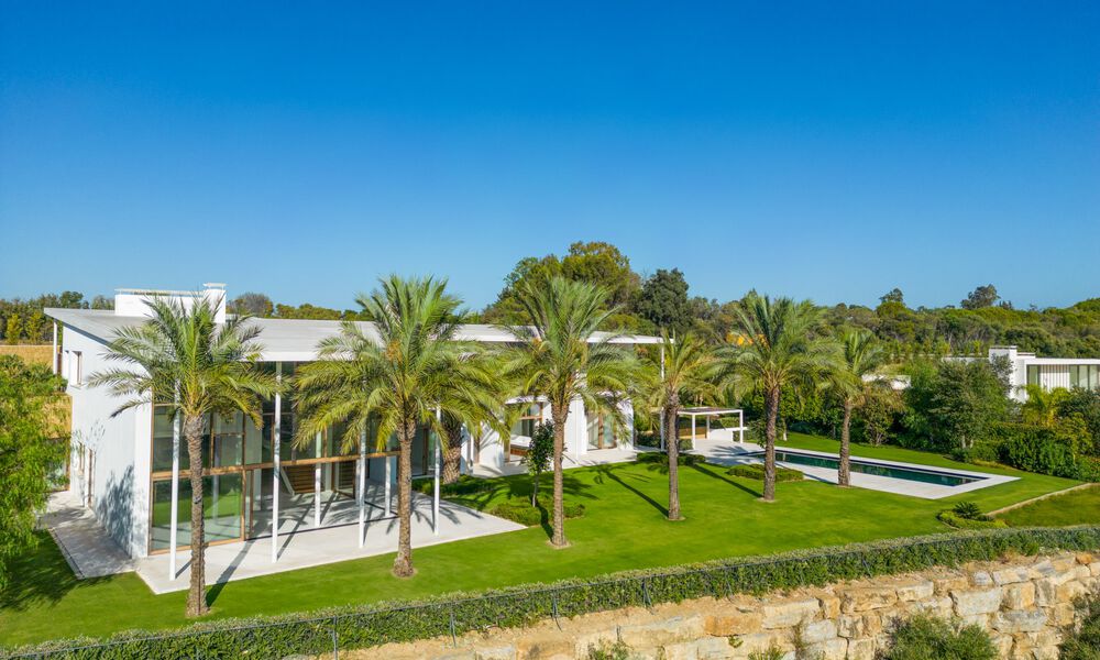 Nieuwe, high-end luxevilla, op de frontlinie van een eersteklas golfbaan aan de Costa del Sol 60225