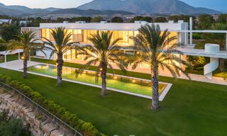 Majestueuze designervilla te koop, direct aan een 5-sterren golfbaan aan de Costa del Sol 60243 