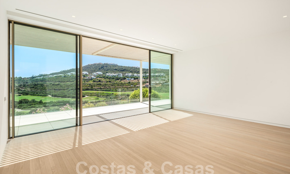 Majestueuze designervilla te koop, direct aan een 5-sterren golfbaan aan de Costa del Sol 60250